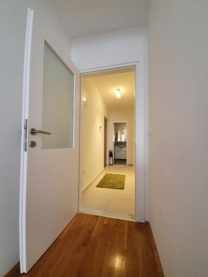 Apartment Pinna Nobilis, Private Parking Makarska Exteriör bild